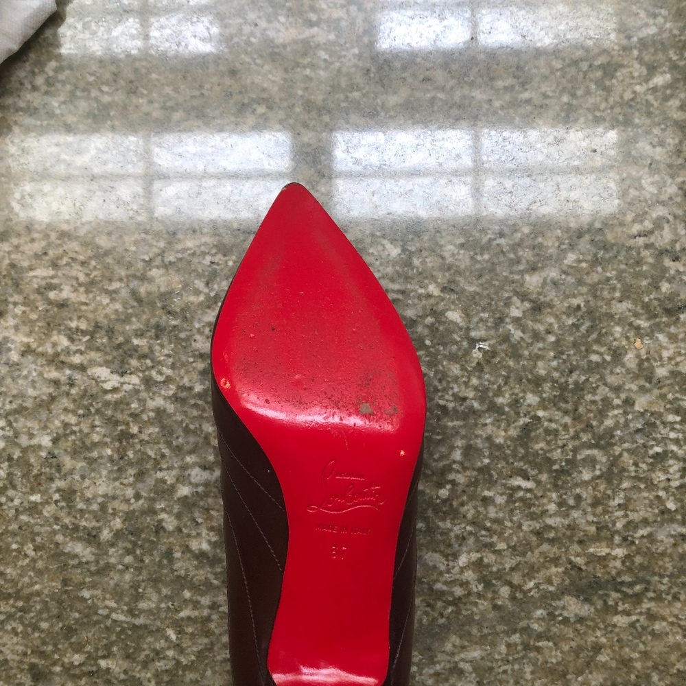 CHRISTIAN LOUBOUTIN Leather Pointed-Toe Booties - Picture 4 of 8